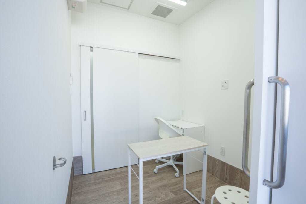 診察室③(エキゾチックアニマル)